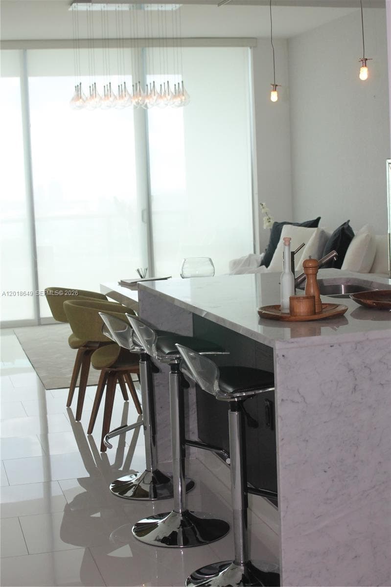 900 Biscayne Blvd # 3207, Miami FL 33132 — 12