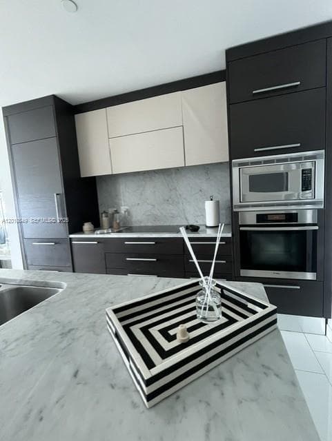 900 Biscayne Blvd # 3207, Miami FL 33132 — 14