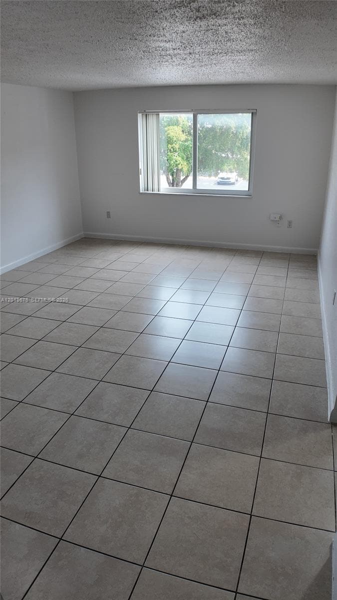 10820 SW 200th Dr # 308, Cutler Bay FL 33157 — 1
