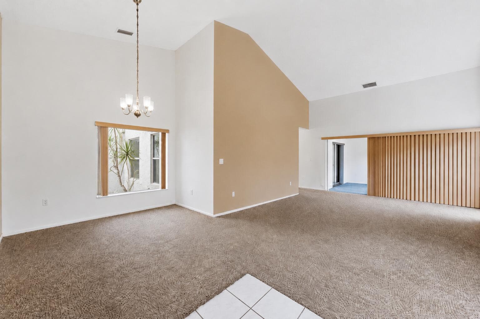 19035 NW 54th Place, Miami Gardens FL 33055 — 6