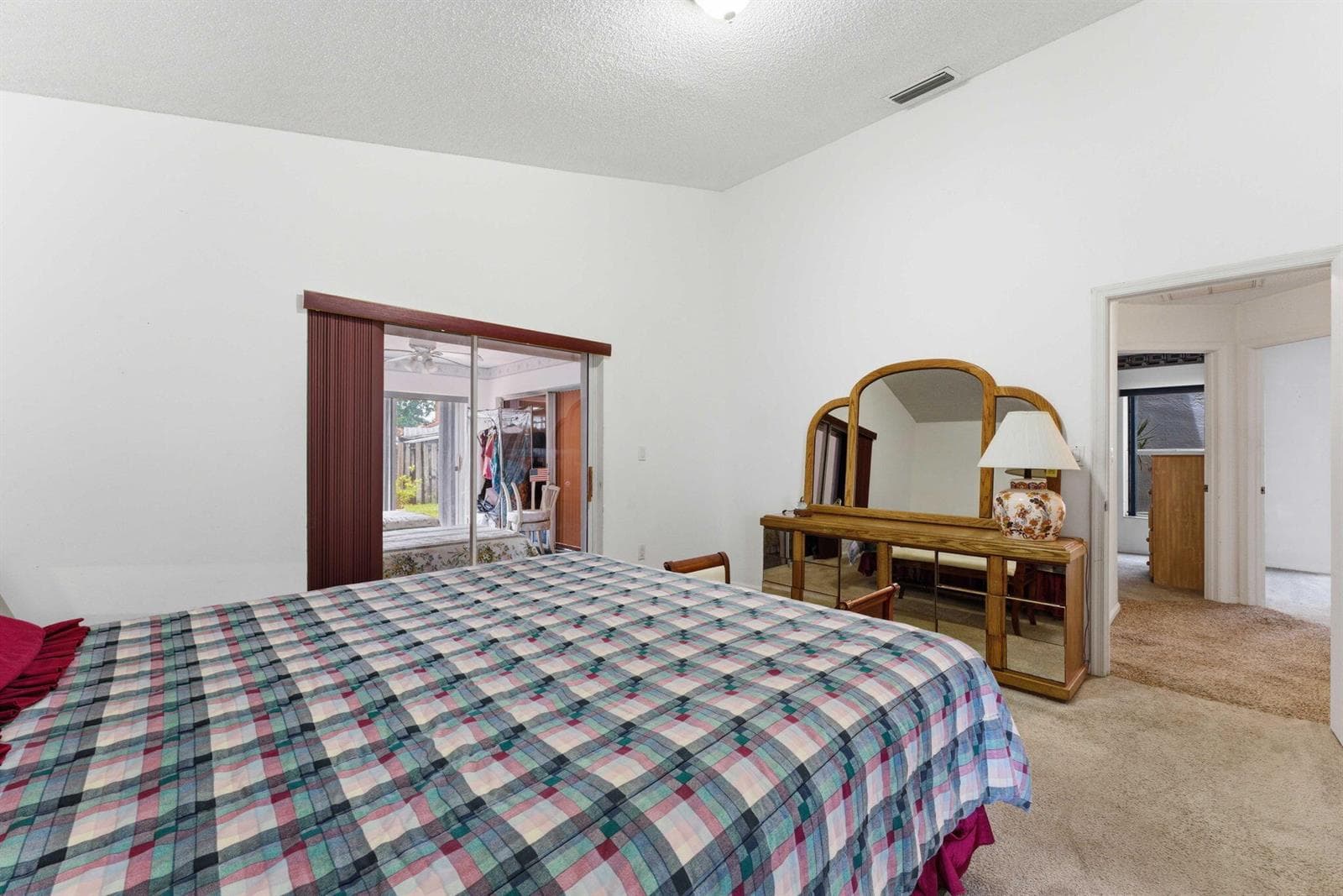 19035 NW 54th Place, Miami Gardens FL 33055 — 16
