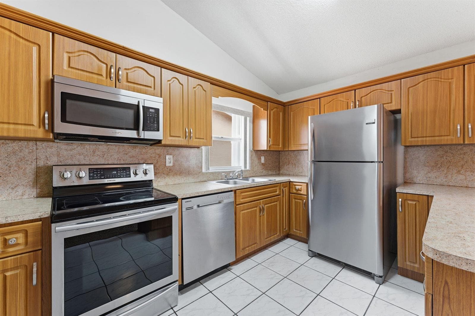19035 NW 54th Place, Miami Gardens FL 33055 — 9