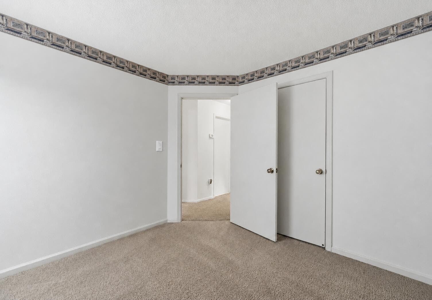 19035 NW 54th Place, Miami Gardens FL 33055 — 19