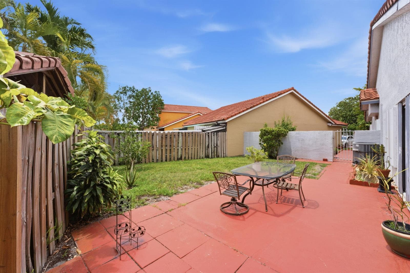 19035 NW 54th Place, Miami Gardens FL 33055 — 25