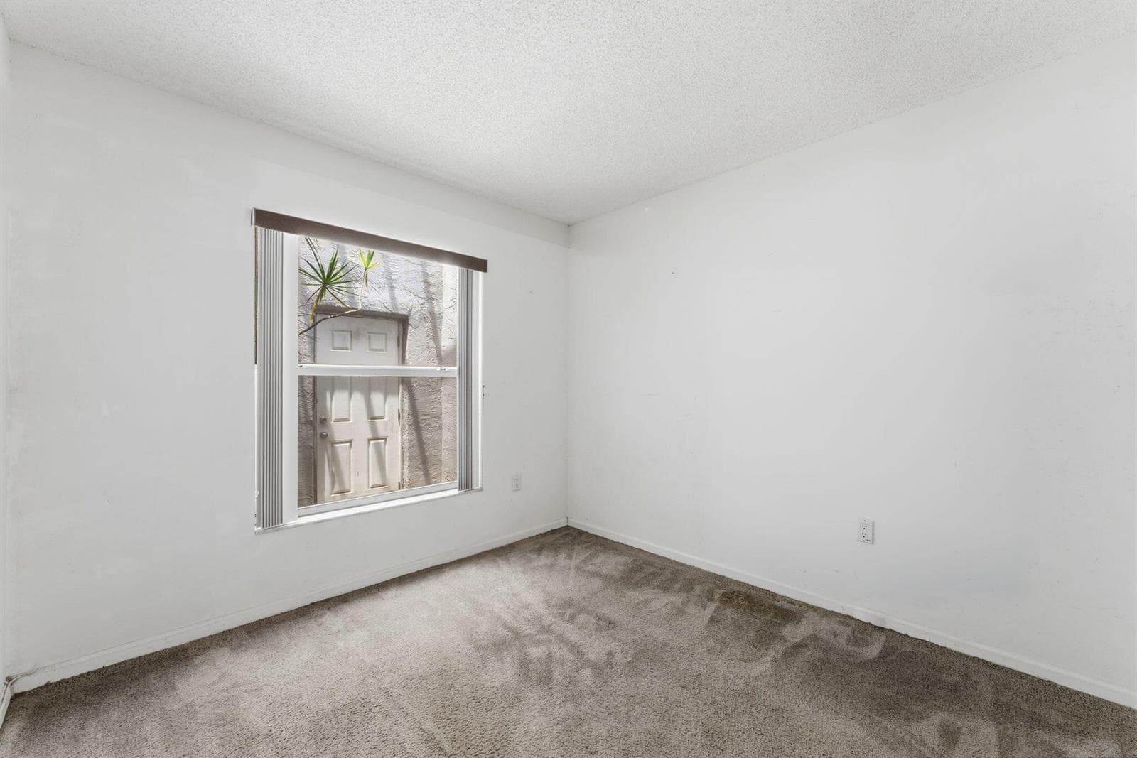 19035 NW 54th Place, Miami Gardens FL 33055 — 21