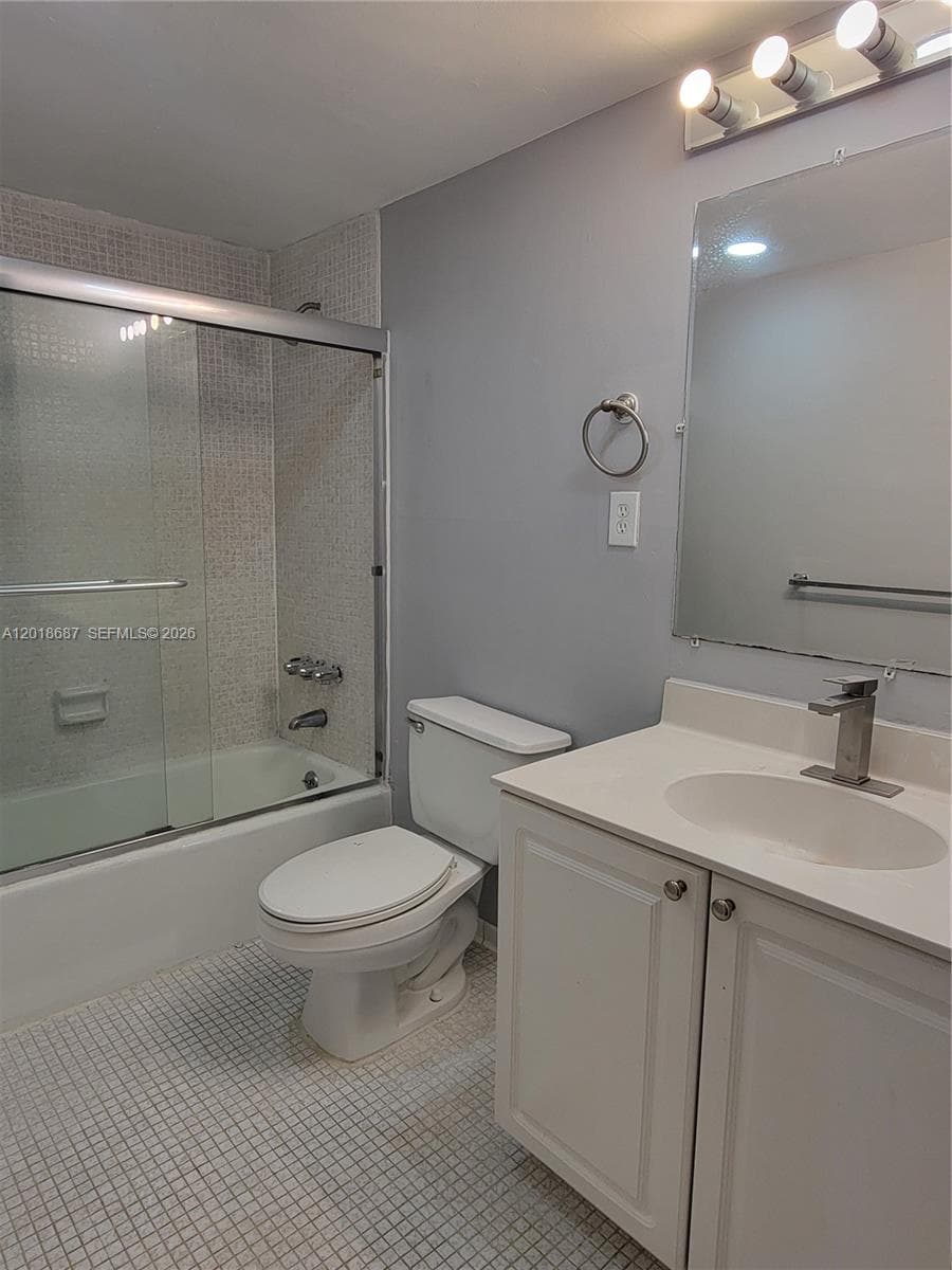 19380 Collins Ave # 418, Sunny Isles Beach FL 33160 — 32