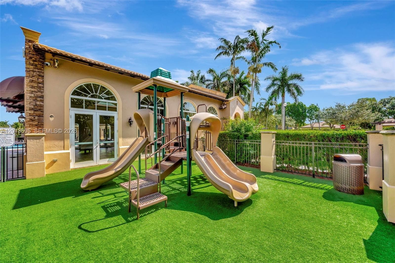 3985 NE 15th St, Homestead FL 33033 — 54
