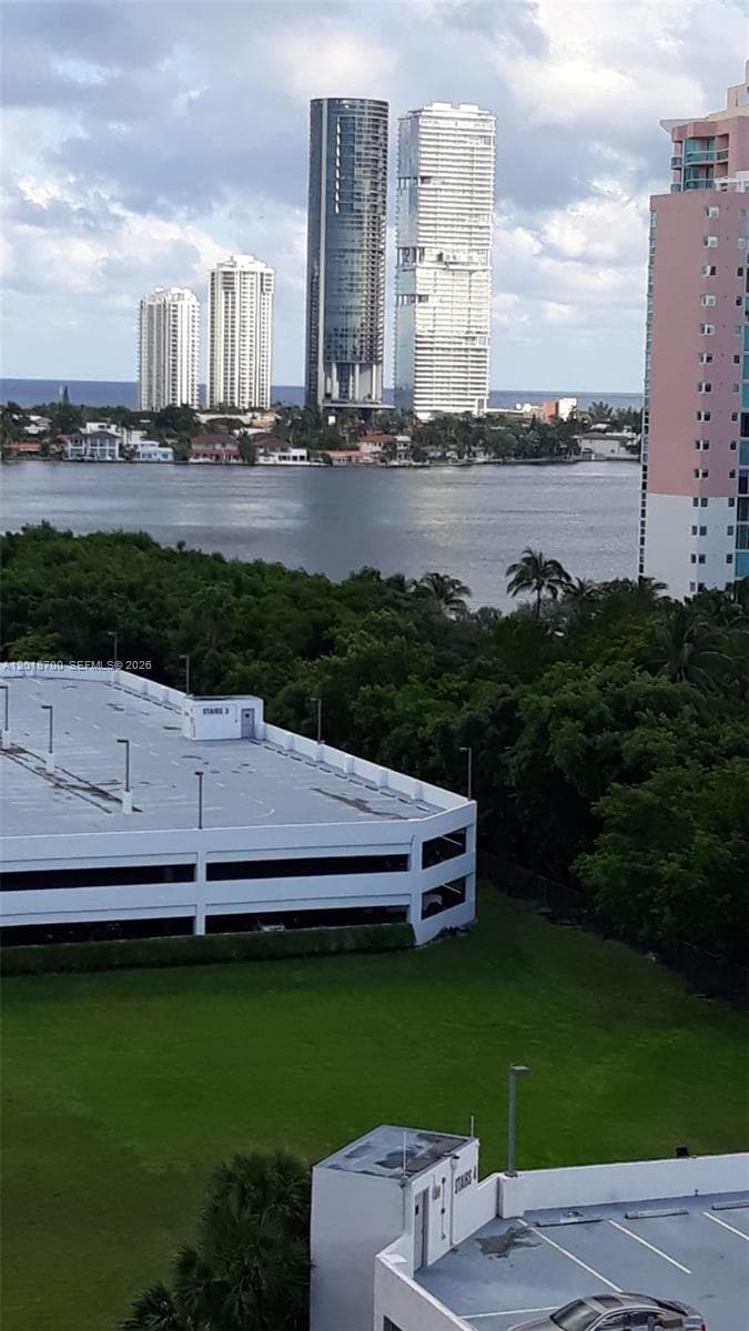 Parc Central Aventura Sou, Aventura, FL — 8