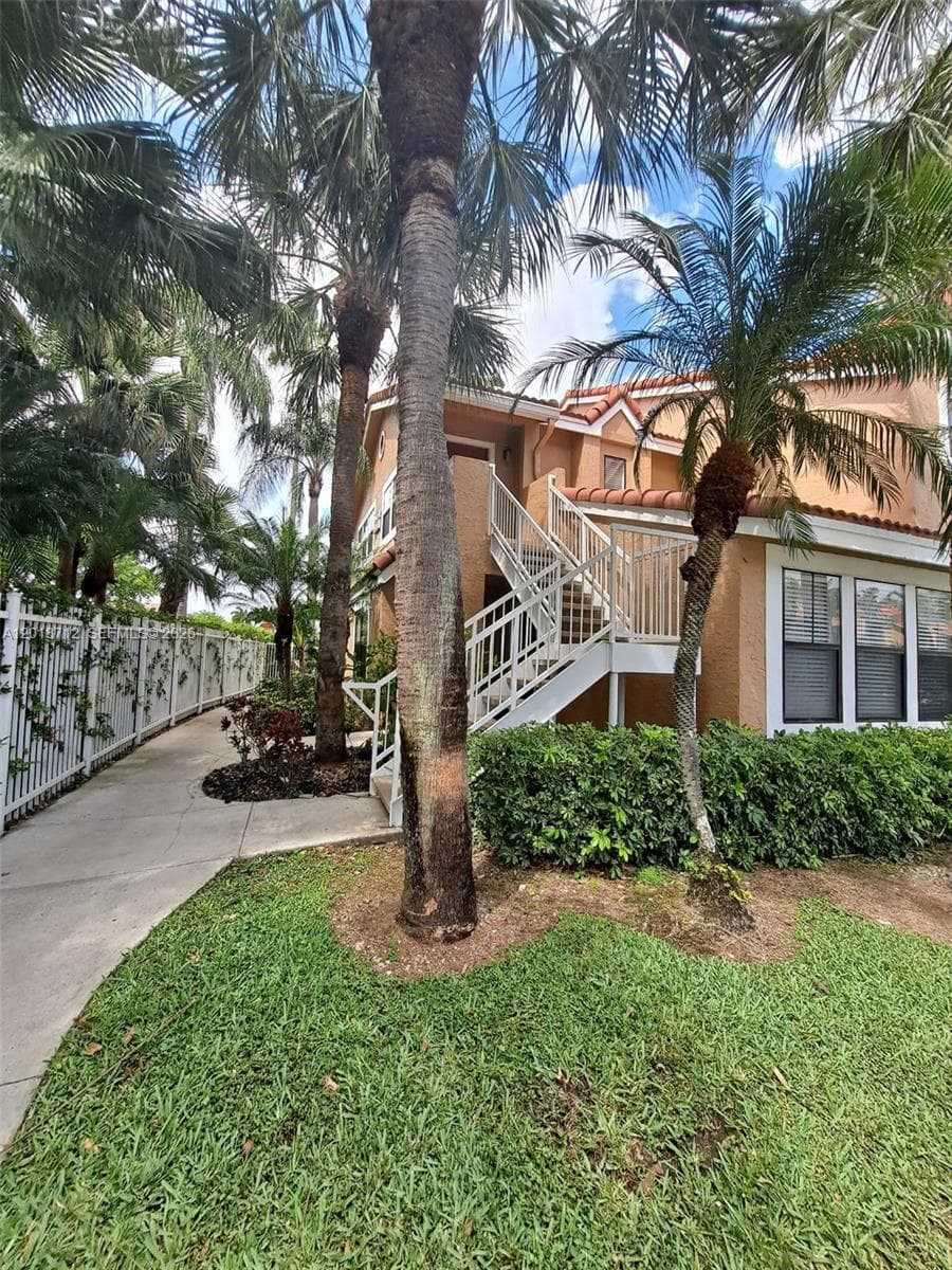15581 SW 104th Ter # 221, Miami FL 33196 — 1