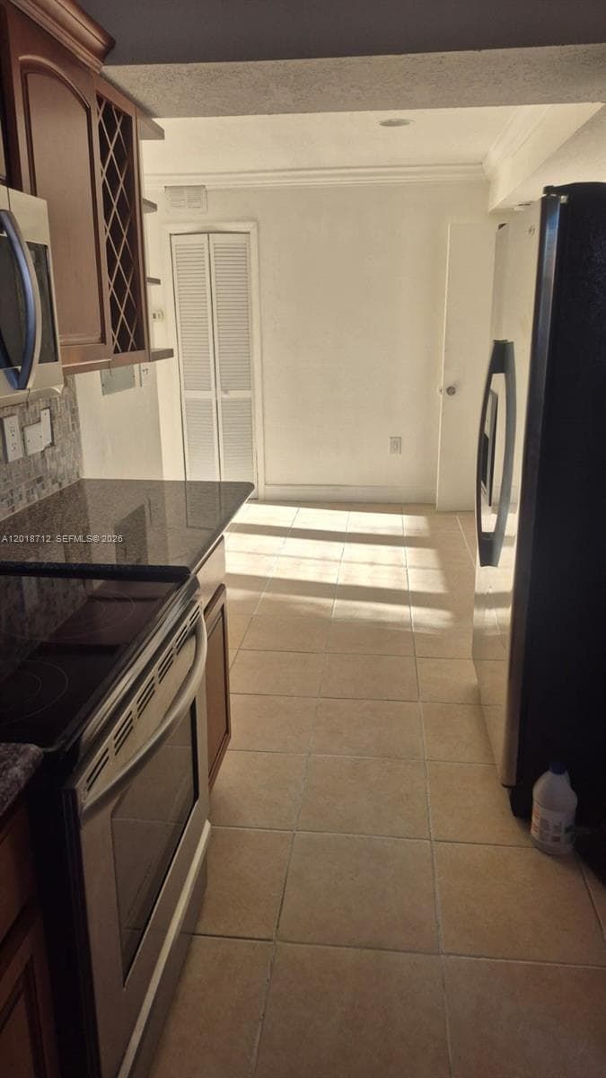 15581 SW 104th Ter # 221, Miami FL 33196 — 4