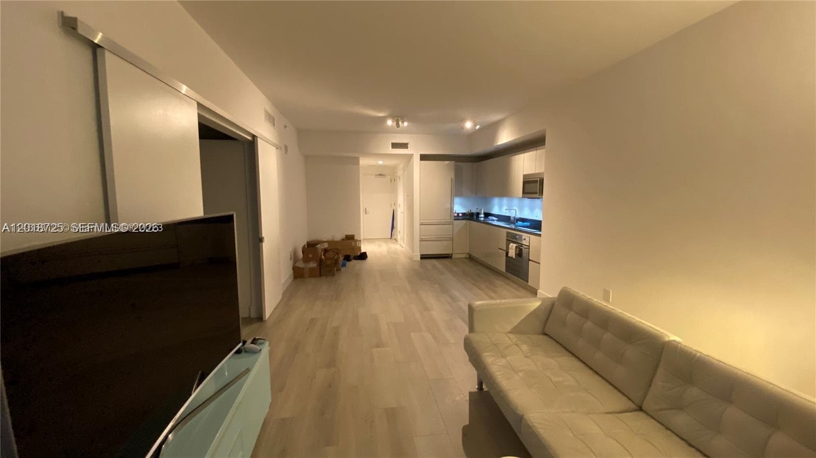 1010 Brickell Ave # 2208, Miami FL 33131 — 2