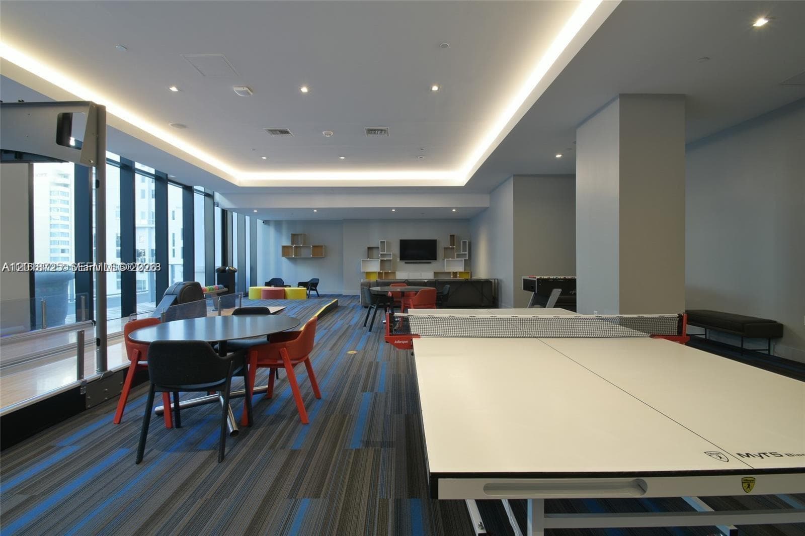 1010 Brickell Ave # 2208, Miami FL 33131 — 33
