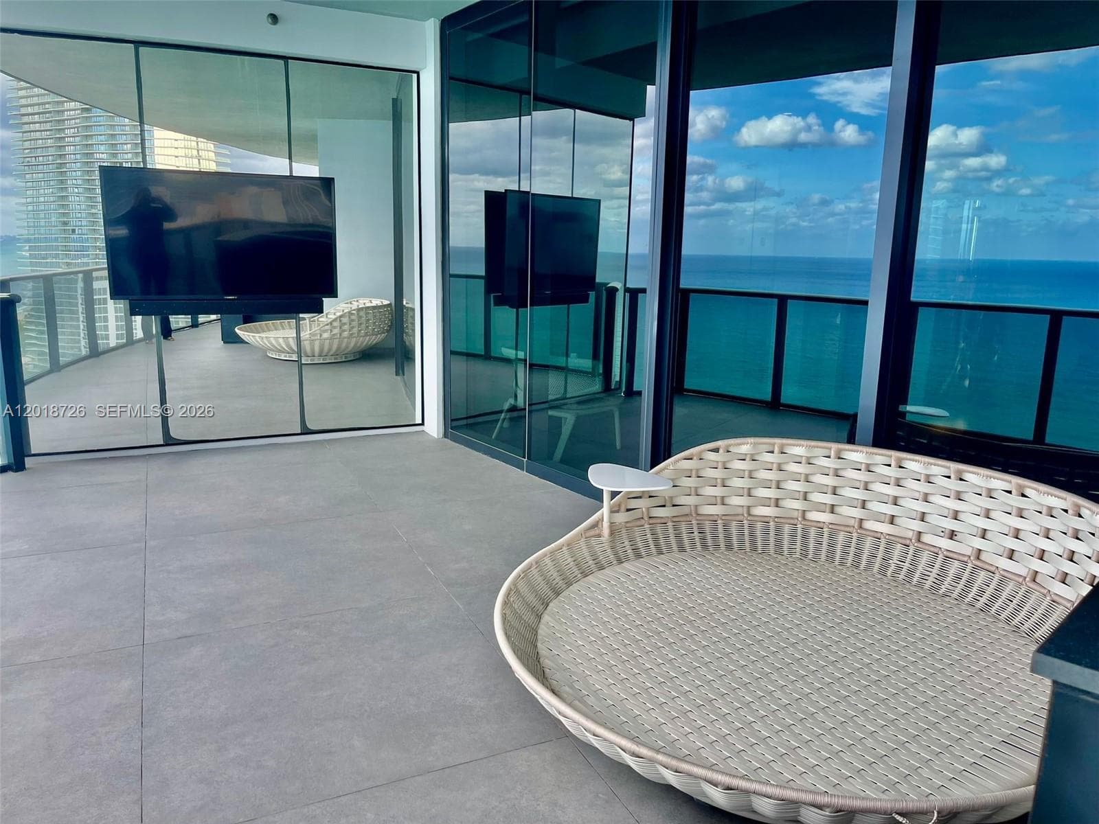18555 Collins Ave # 3705, Sunny Isles Beach FL 33160 — 10