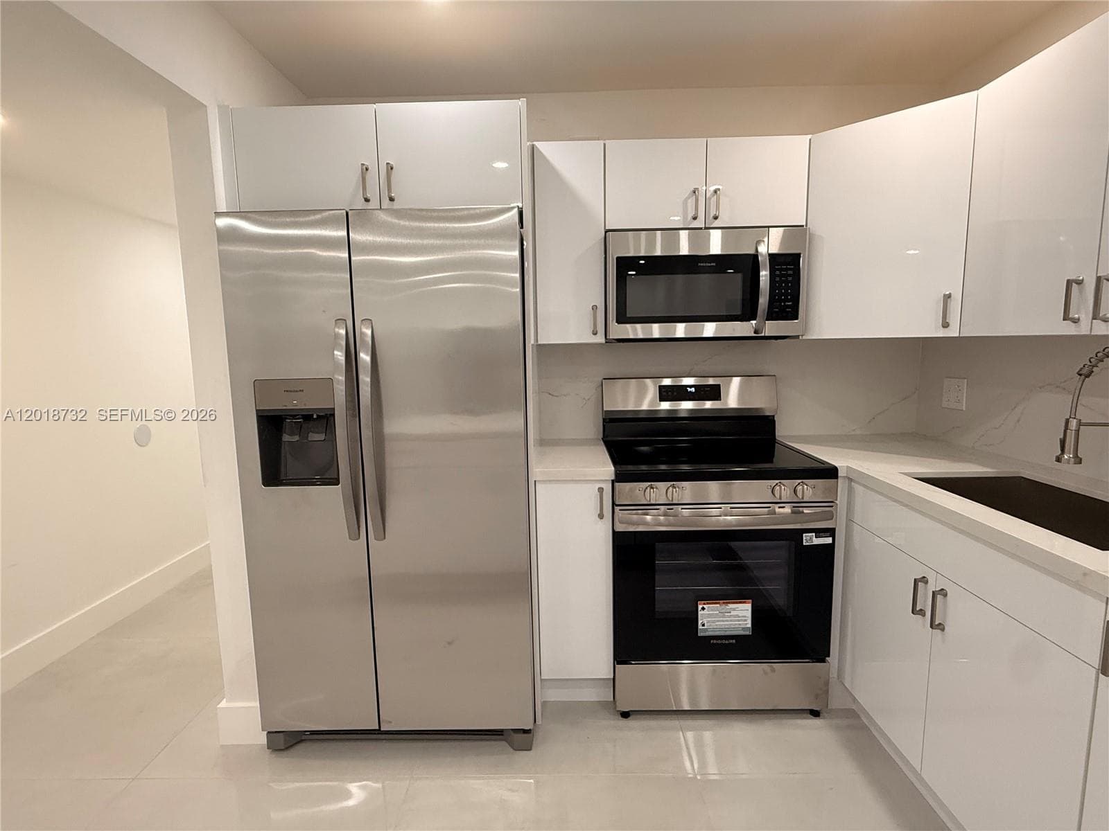 6070 W 19th Ave # 315, Hialeah FL 33012 — 6
