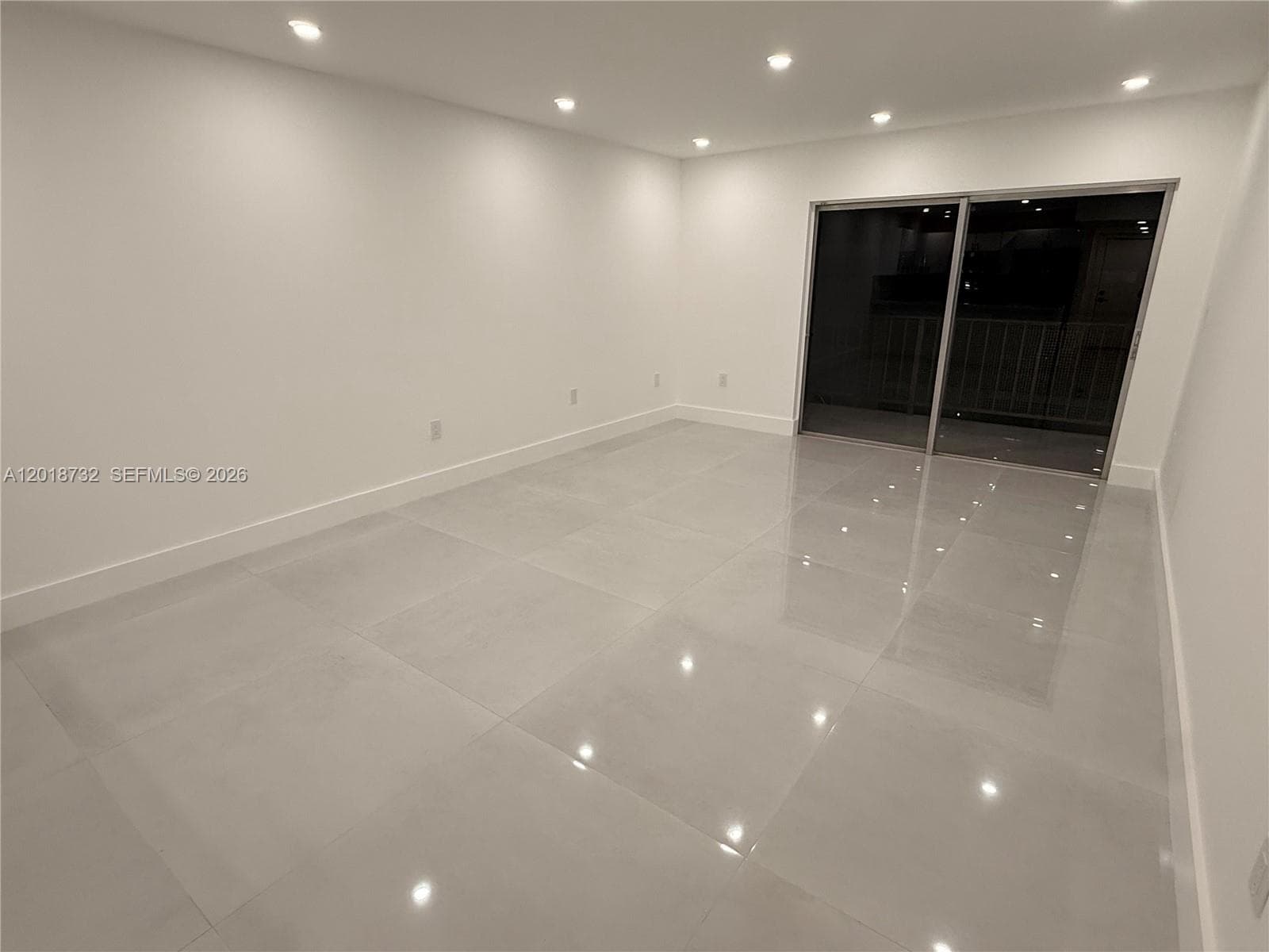 6070 W 19th Ave # 315, Hialeah FL 33012 — 7