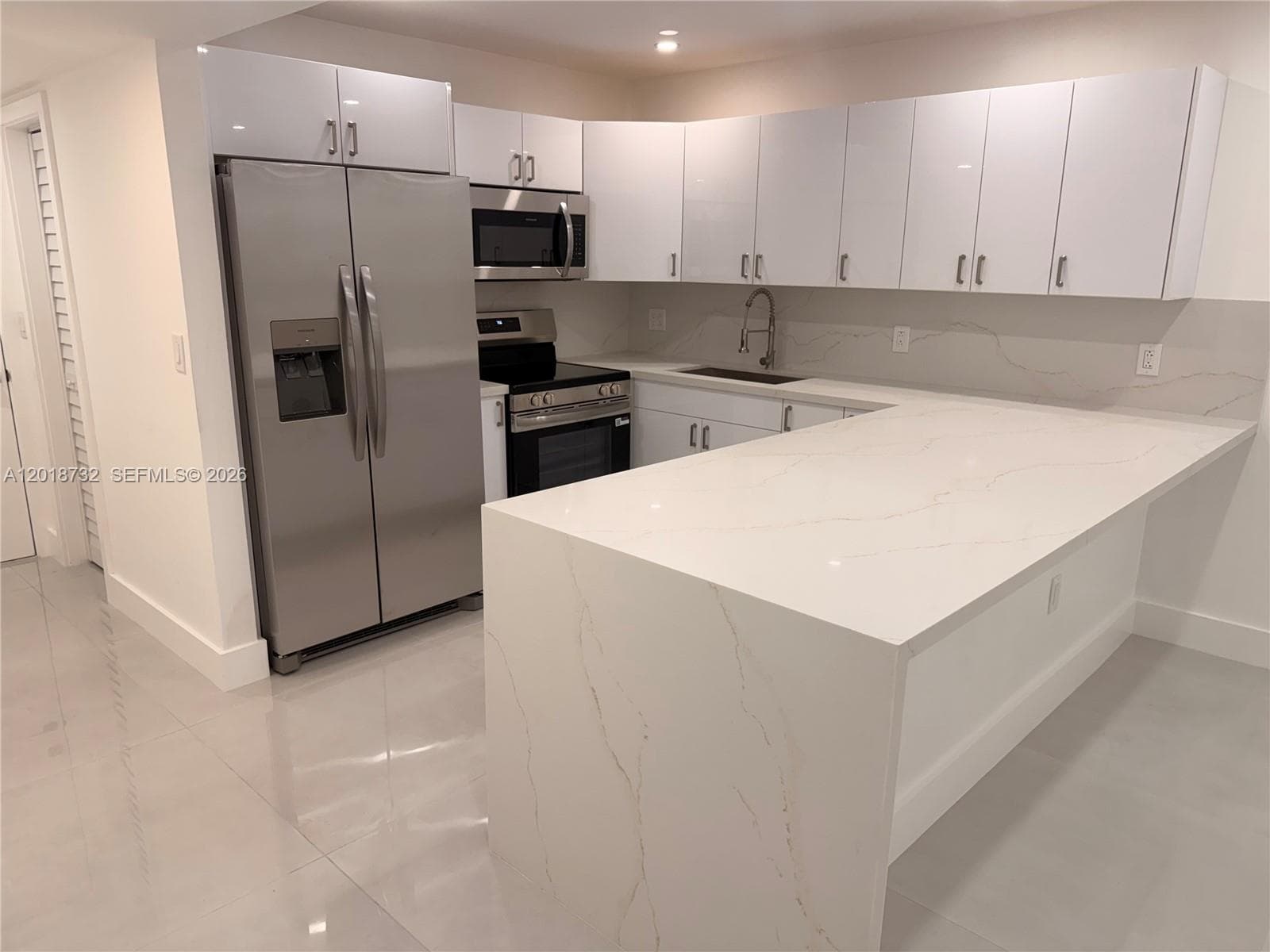 6070 W 19th Ave # 315, Hialeah FL 33012 — 1