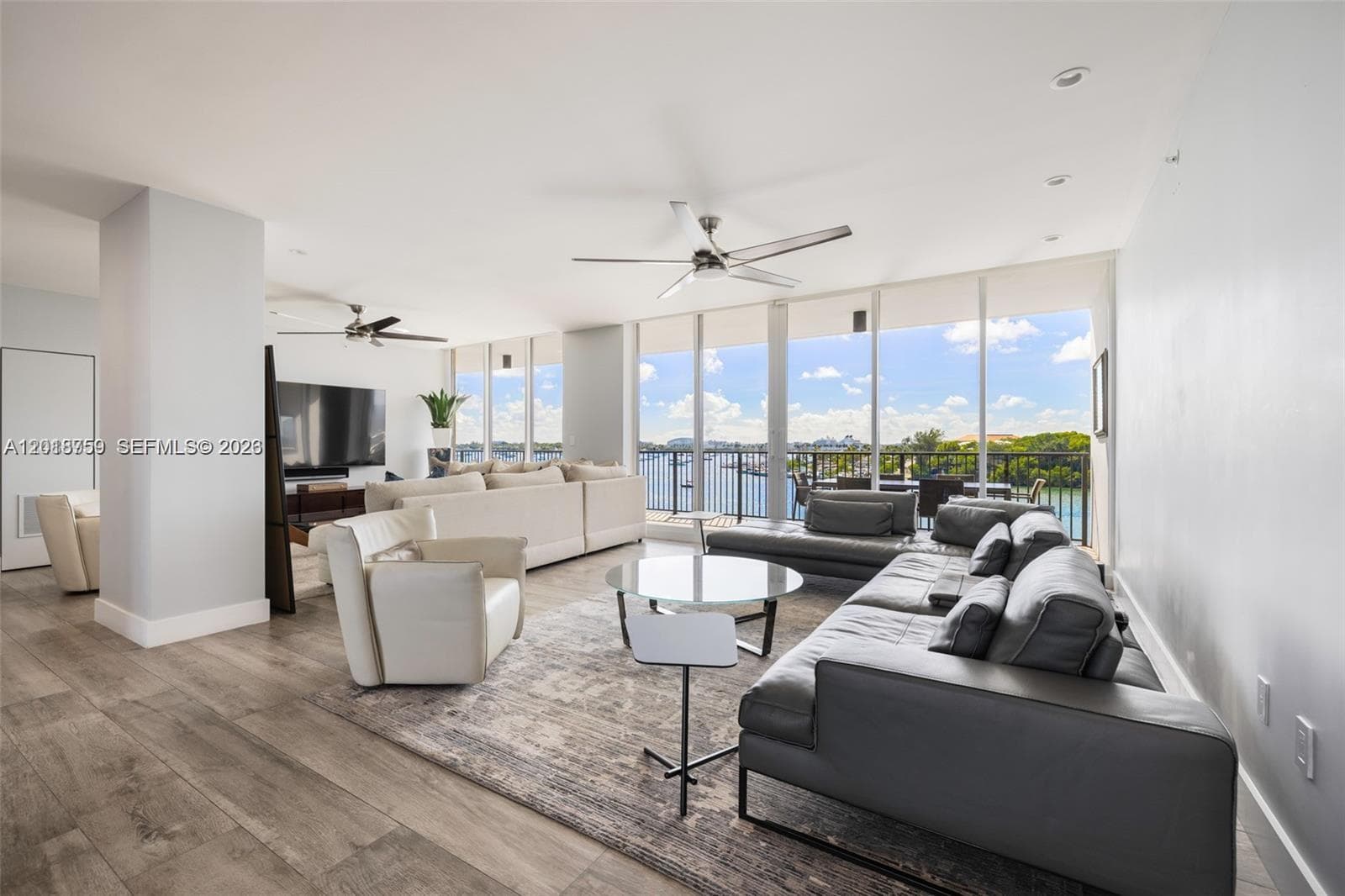 1000 Venetian Way # 502, Miami FL 33139 — 2
