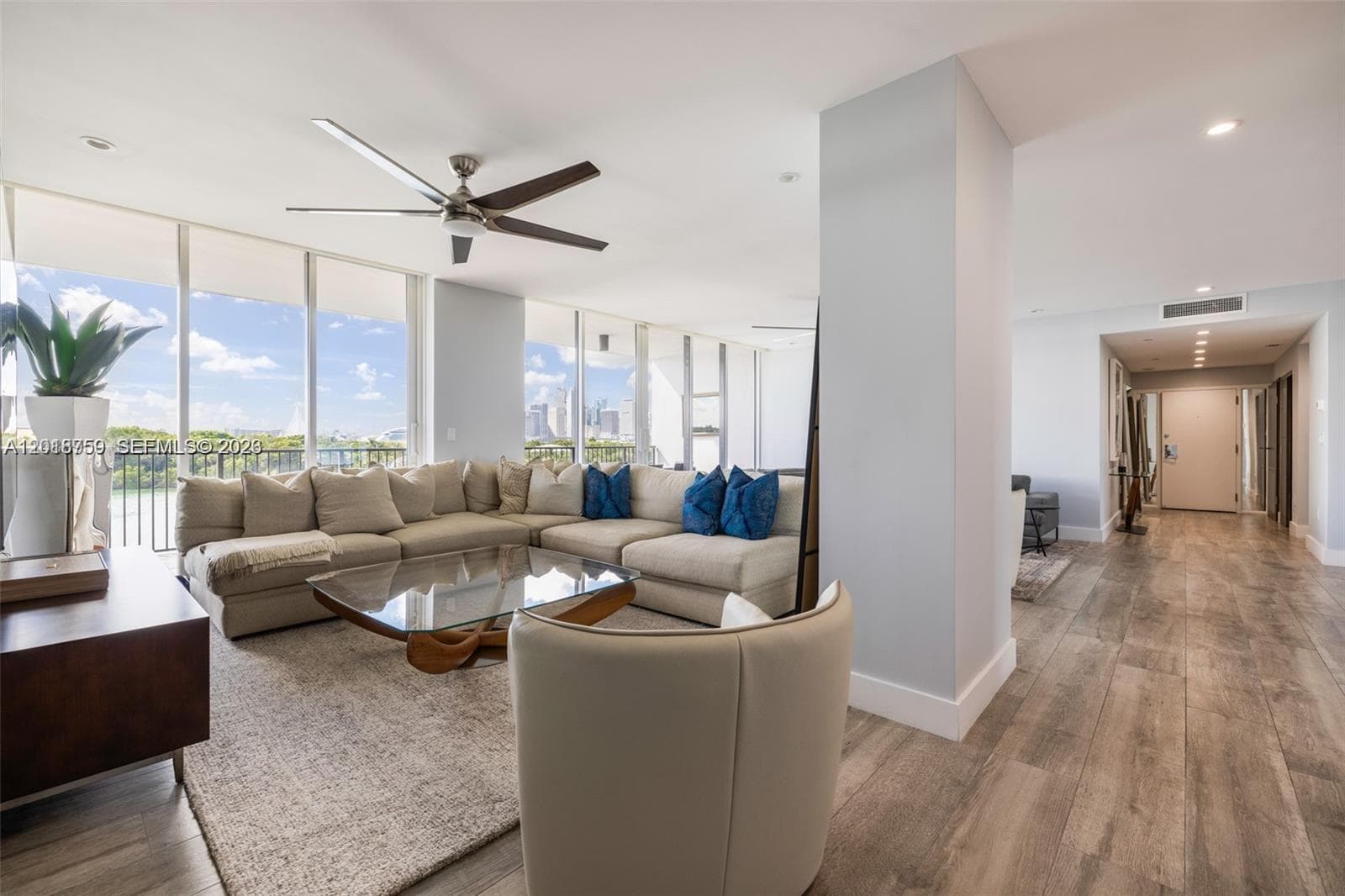 1000 Venetian Way # 502, Miami FL 33139 — 3