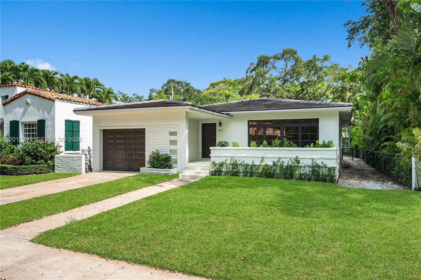 1037 Sevilla Ave, Coral Gables FL 33134 — 37