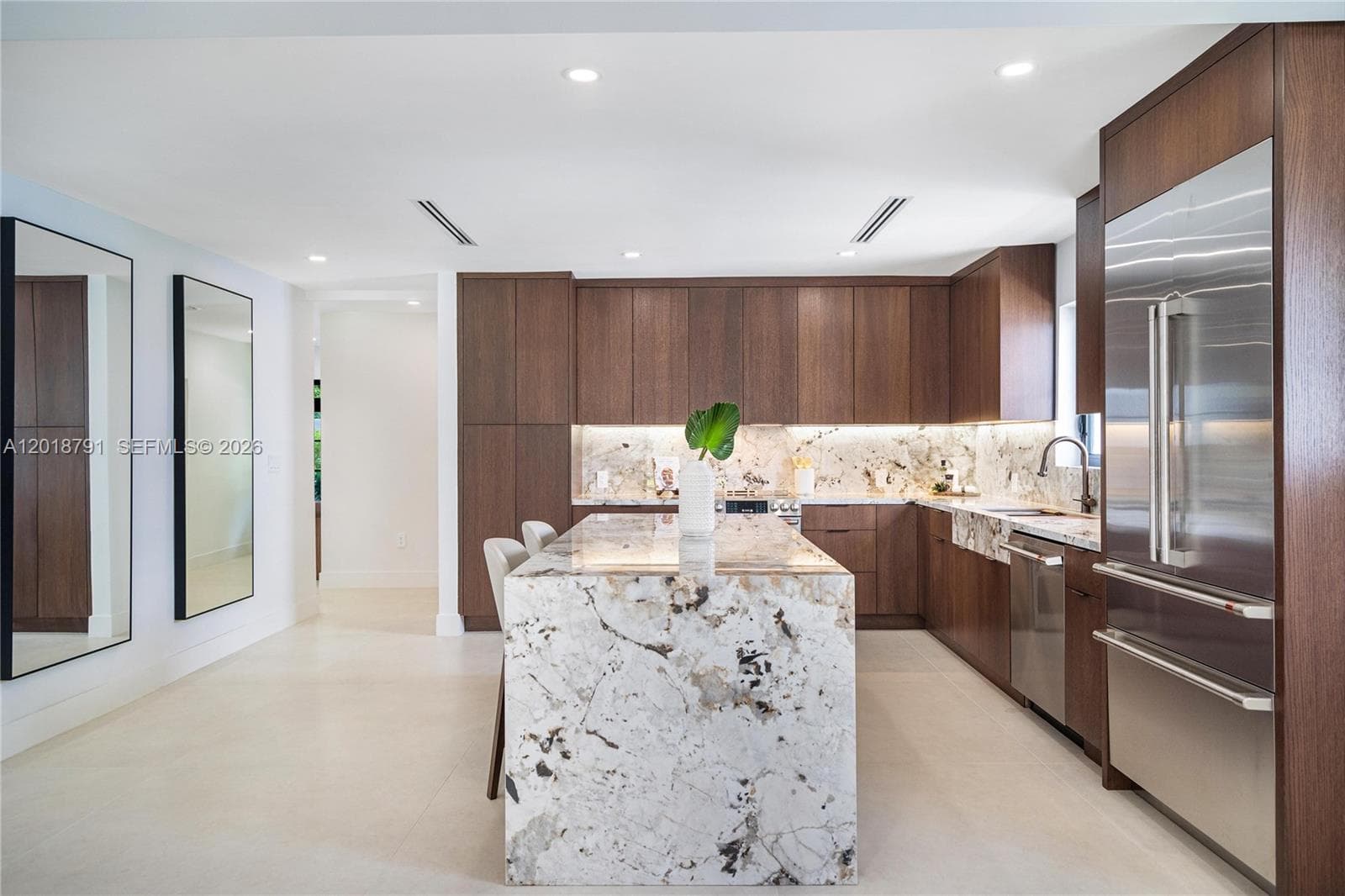 1037 Sevilla Ave, Coral Gables FL 33134 — 8