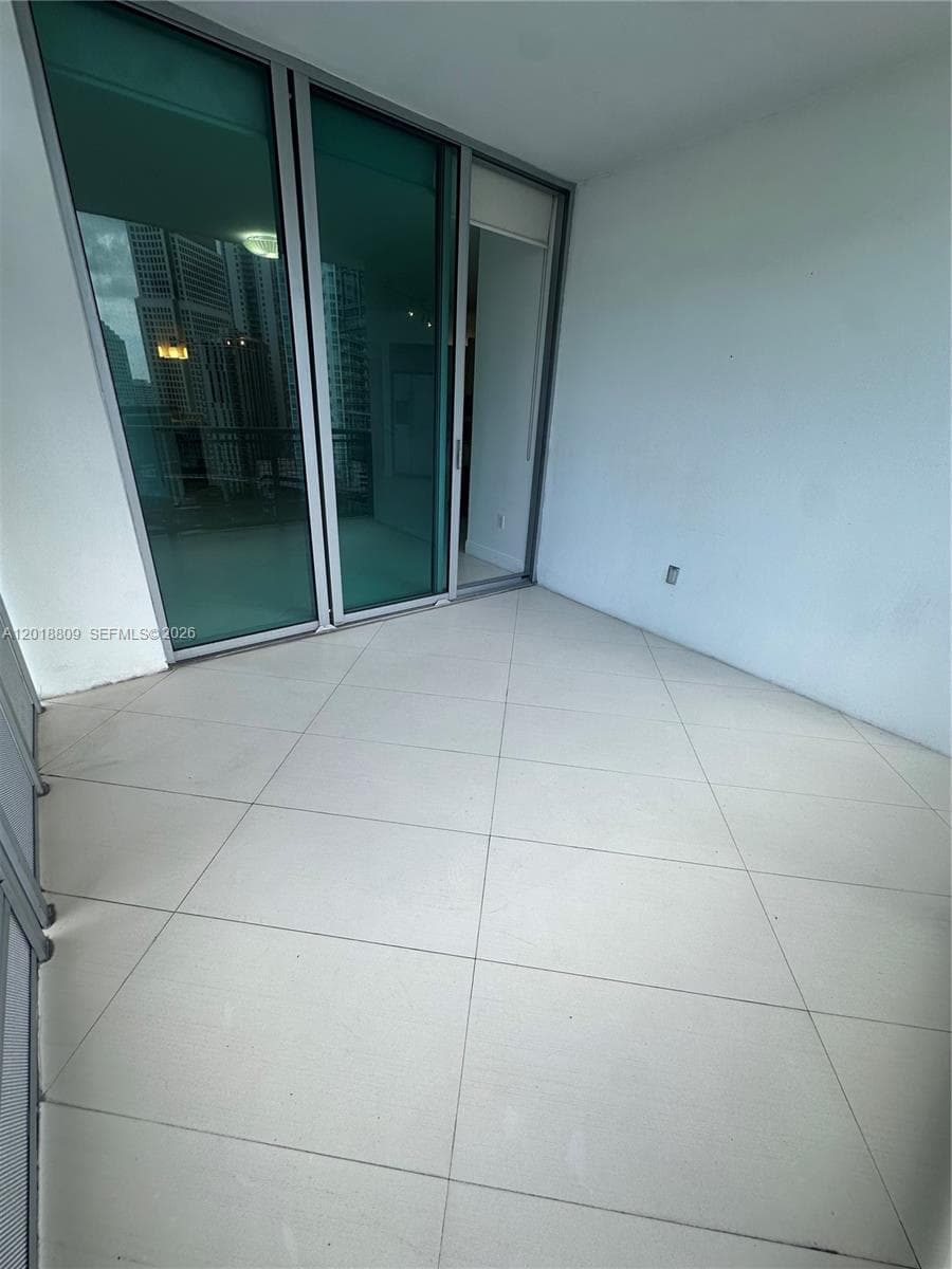 350 S Miami Ave # 2008, Miami FL 33130 — 10
