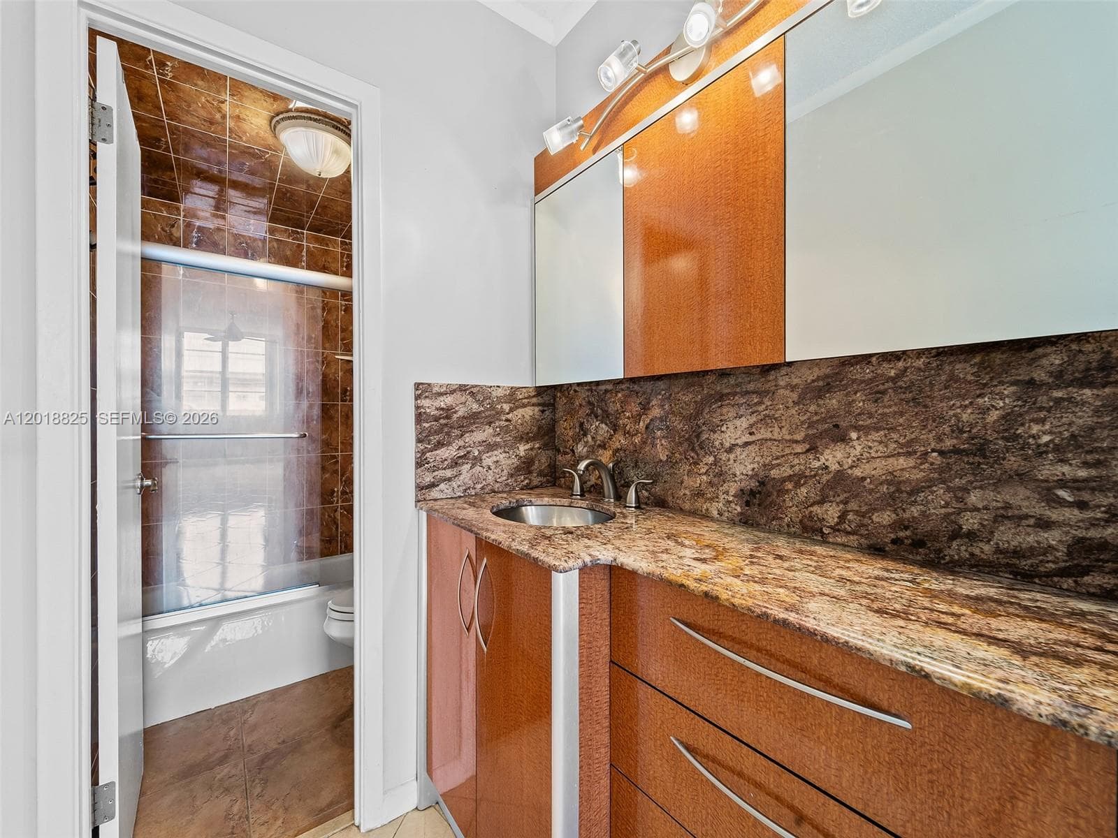 500 Bayview Dr # 1421, Sunny Isles Beach FL 33160 — 11