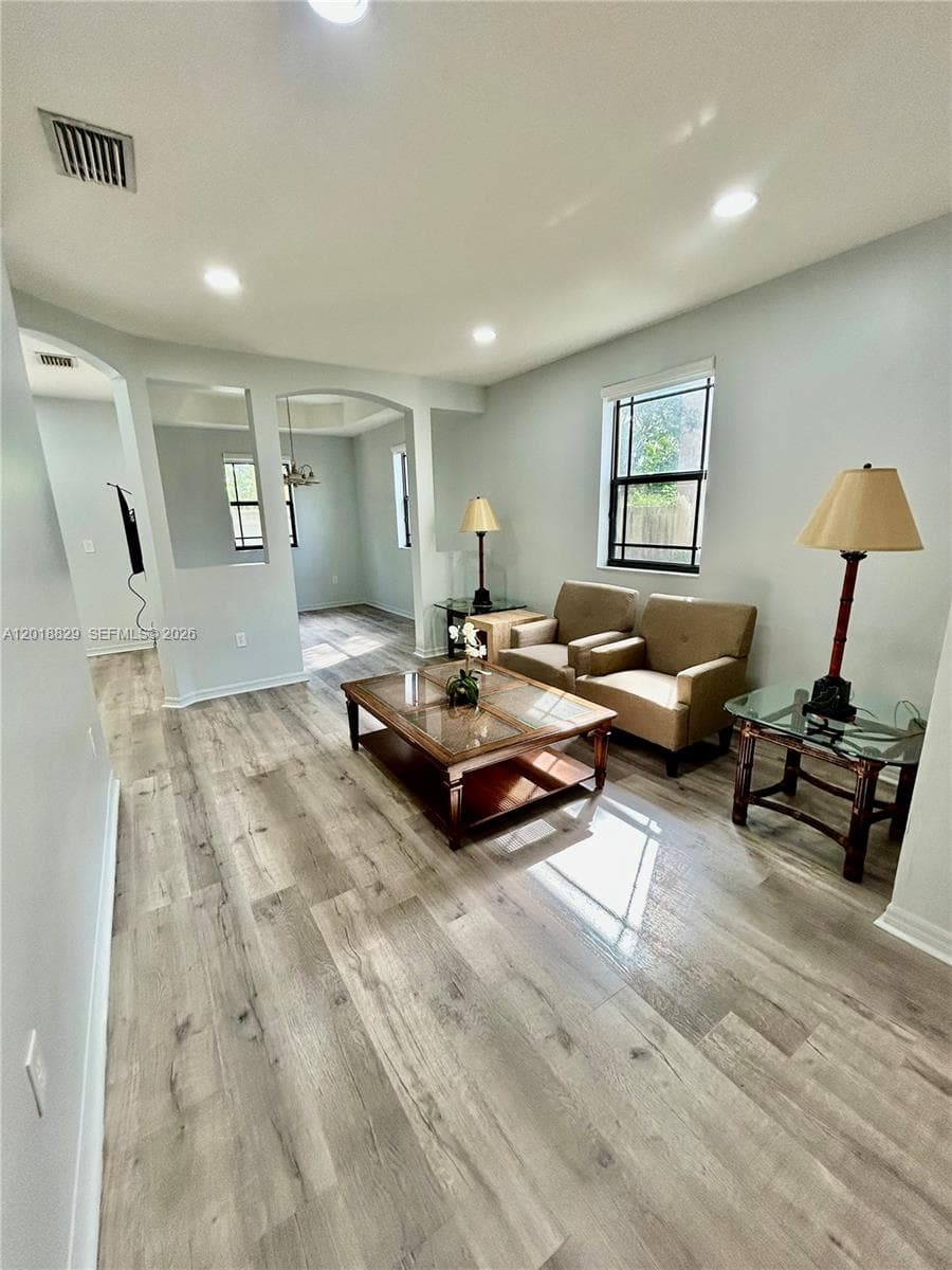 607 NE 35th Ave # 607, Homestead FL 33033 — 5