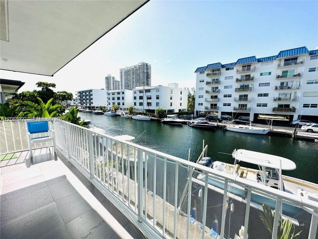 3751 NE 170th St # 4, North Miami Beach FL 33160 — 23