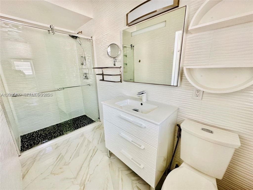 3751 NE 170th St # 4, North Miami Beach FL 33160 — 13