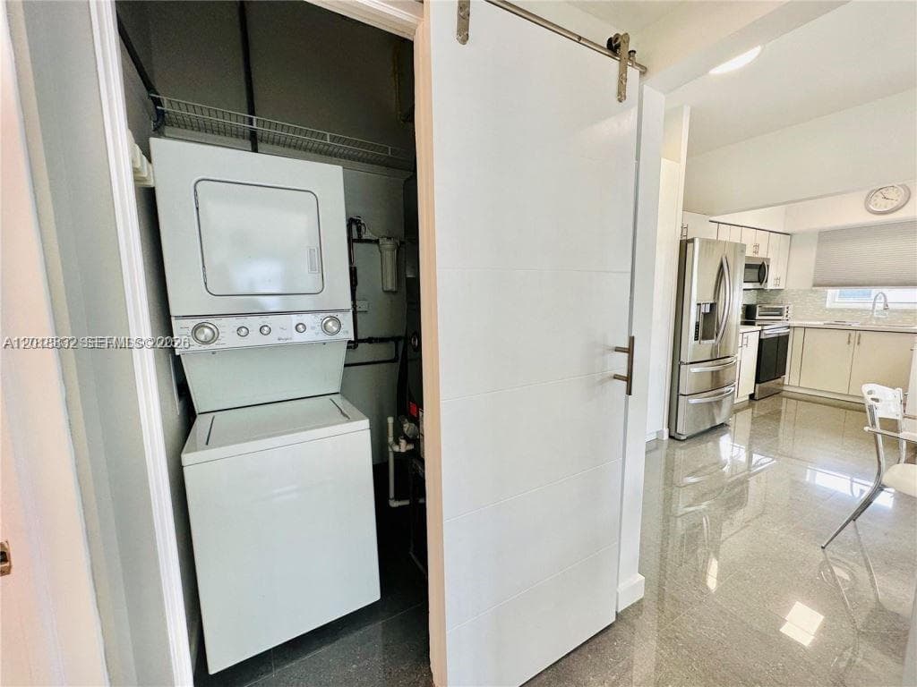 3751 NE 170th St # 4, North Miami Beach FL 33160 — 20