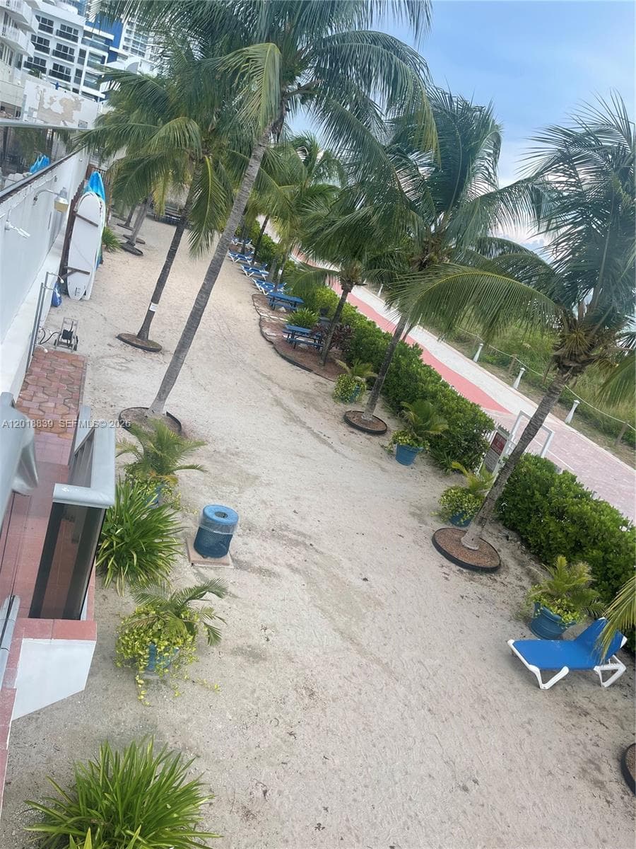 6039 COLLINS AV # 537, Miami Beach FL 33140 — 6