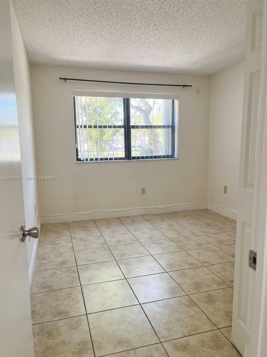 7115 NW 179th St # 106, Hialeah FL 33015 — 4