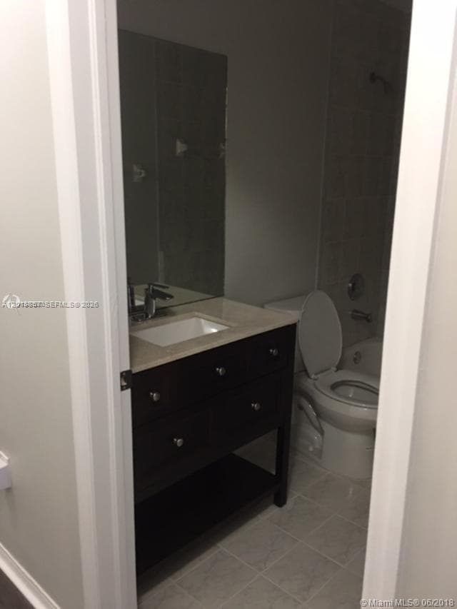 16614 NW 72nd Pl, Miami Lakes FL 33014 — 13