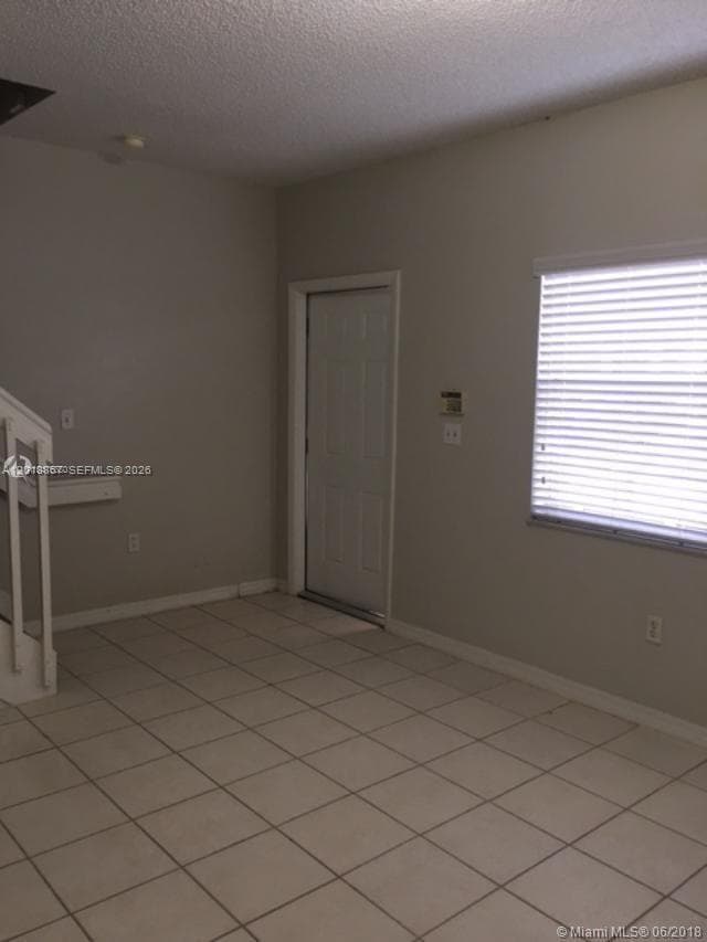 16614 NW 72nd Pl, Miami Lakes FL 33014 — 4