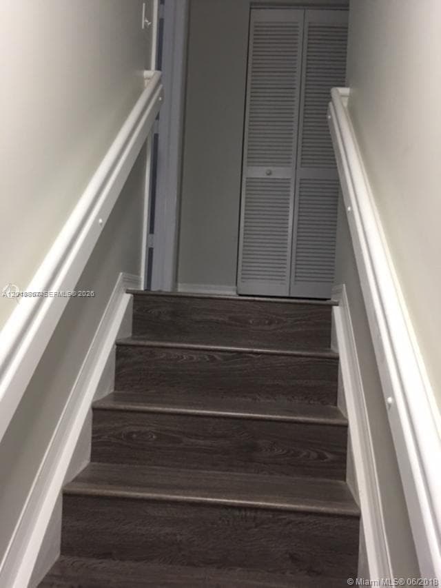 16614 NW 72nd Pl, Miami Lakes FL 33014 — 8
