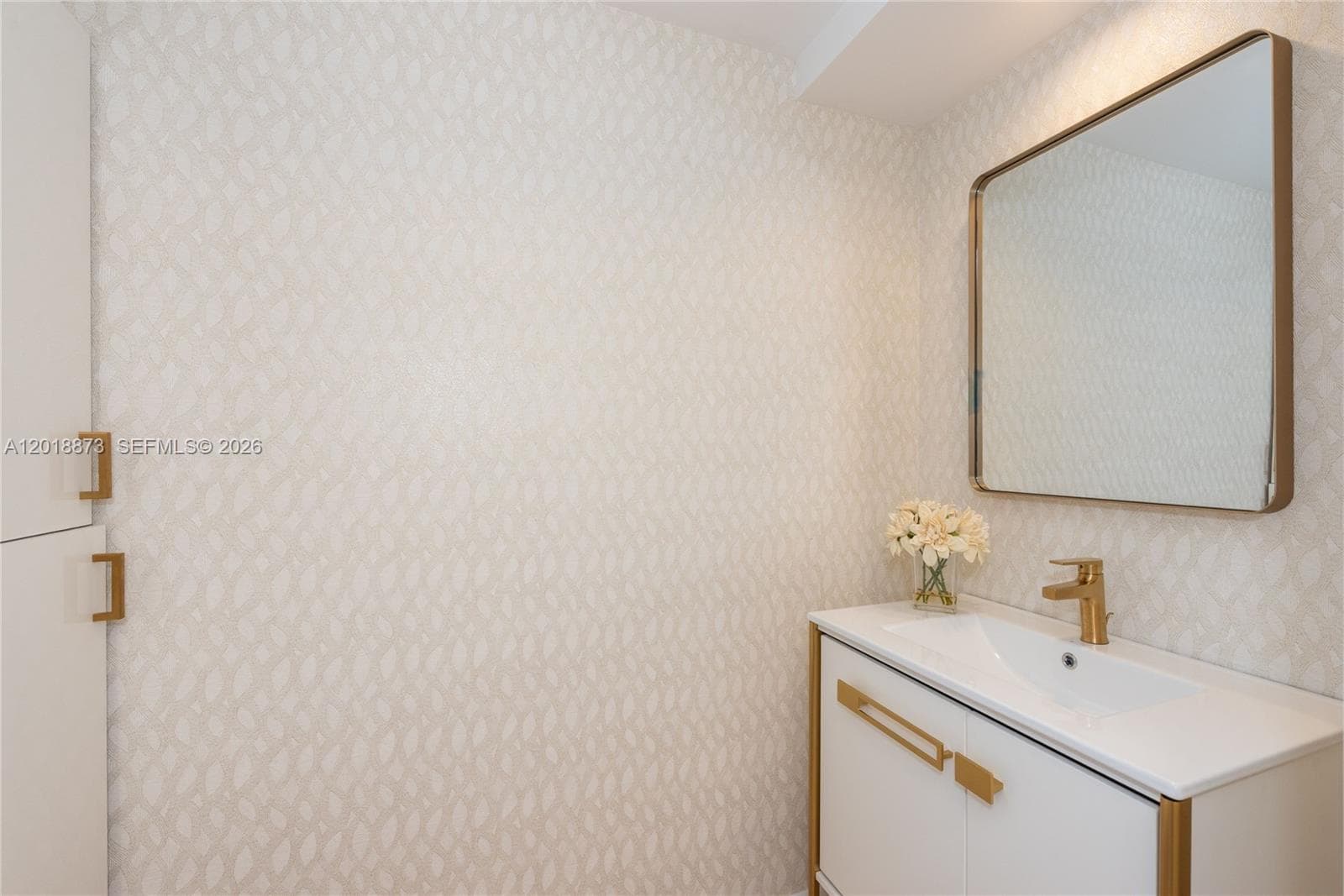 848 Brickell Key Dr # 2703, Miami FL 33131 — 20