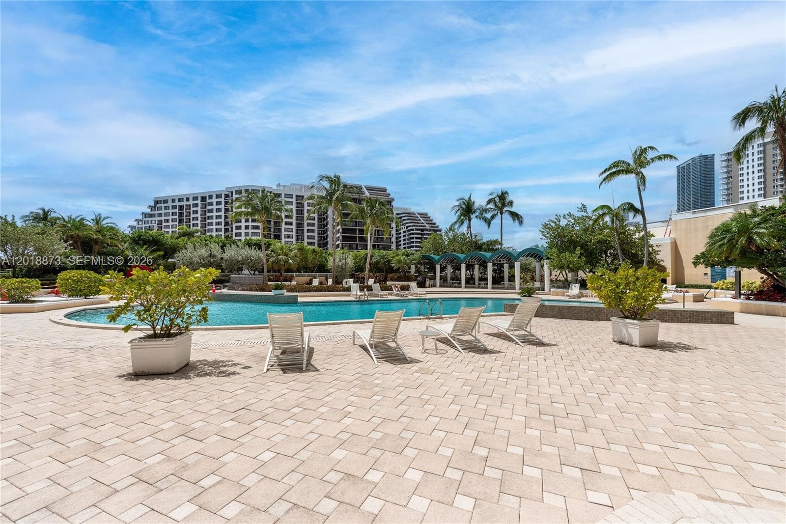 848 Brickell Key Dr # 2703, Miami FL 33131 — 30