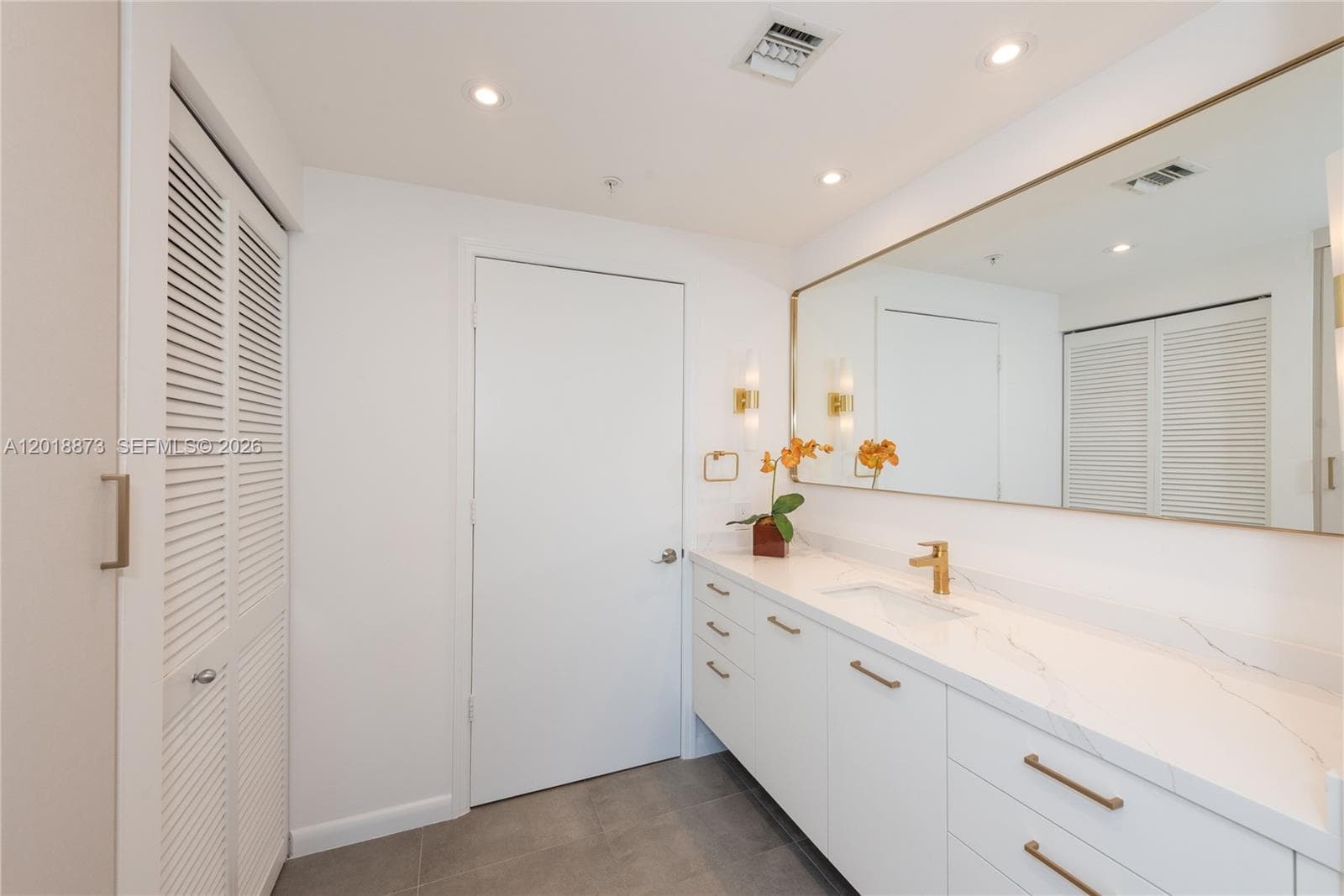 848 Brickell Key Dr # 2703, Miami FL 33131 — 10