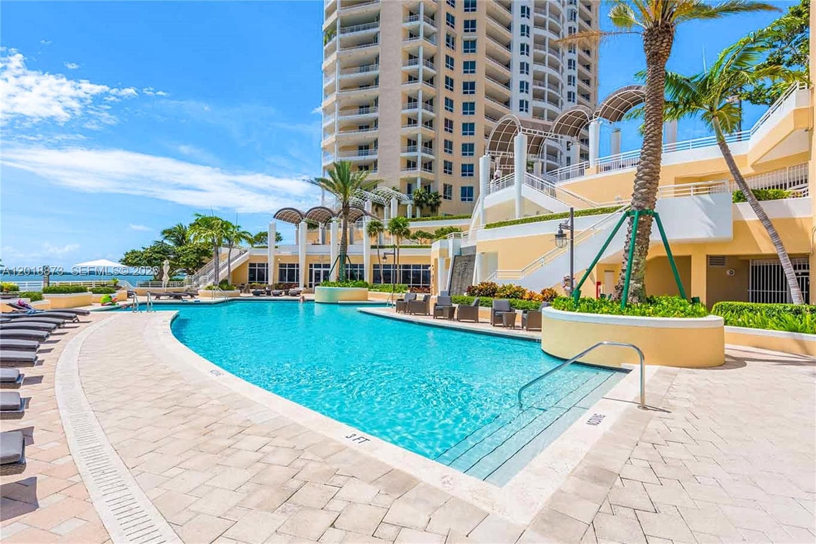 848 Brickell Key Dr # 2703, Miami FL 33131 — 25