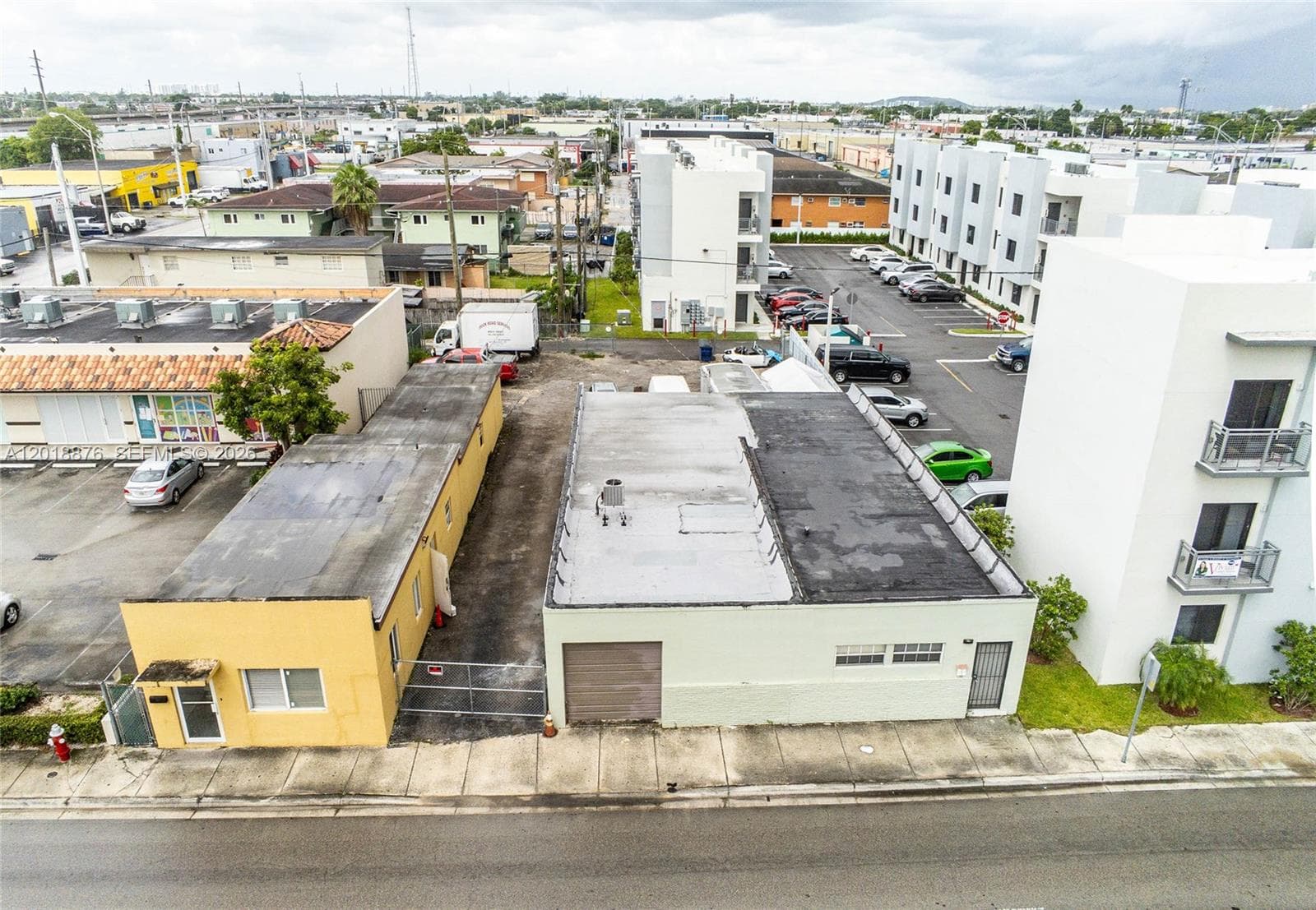 2250 Palm Ave, Hialeah FL 33010 — 2