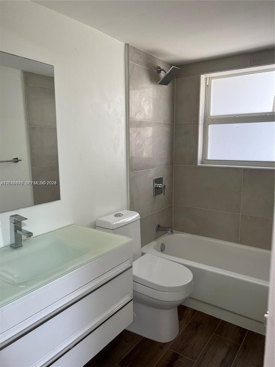 7775 SW 86th St # 105, Miami FL 33143 — 7