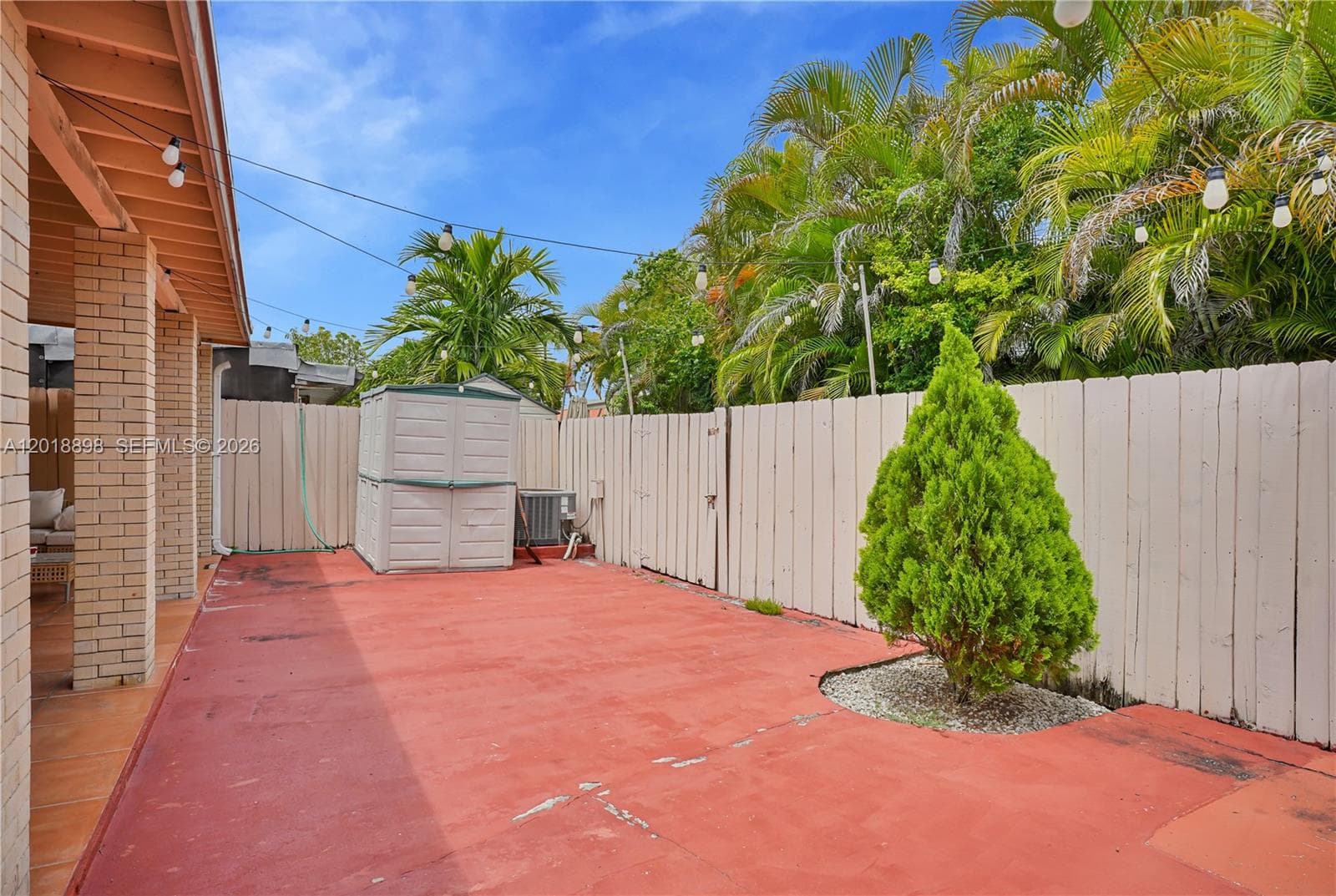 4909 SW 135th Ct, Miami FL 33175 — 16