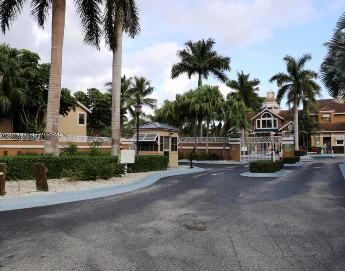 15640 SW 106th Ln # 903, Miami FL 33196 — 3