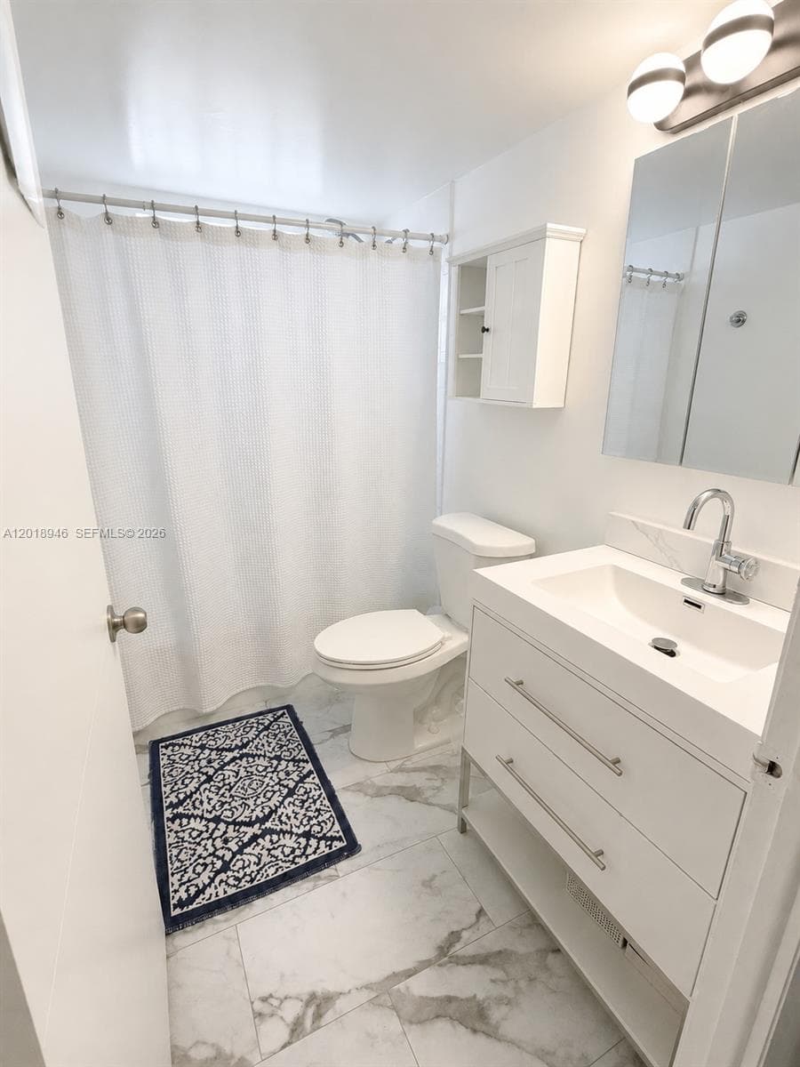 2924 Collins Ave # 404, Miami Beach FL 33140 — 7