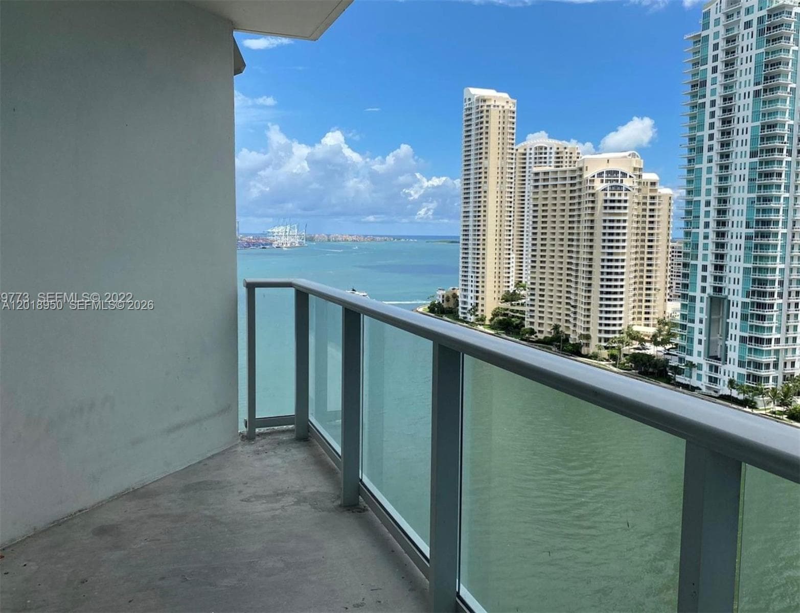 300 S Biscayne Blvd # 1606, Miami FL 33131 — 2