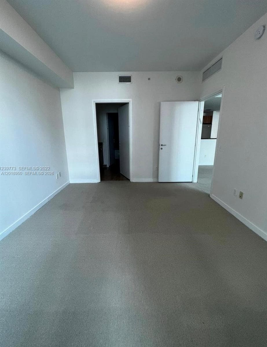 300 S Biscayne Blvd # 1606, Miami FL 33131 — 7