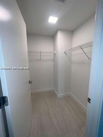 77 SE 5th St # 1605, Miami FL 33131 — 12