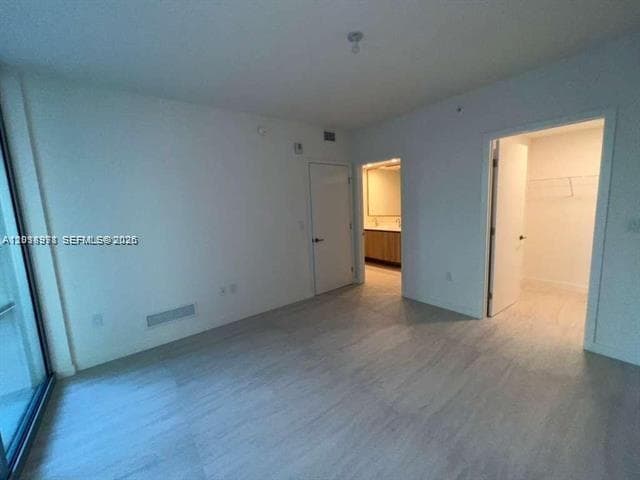 77 SE 5th St # 1605, Miami FL 33131 — 8