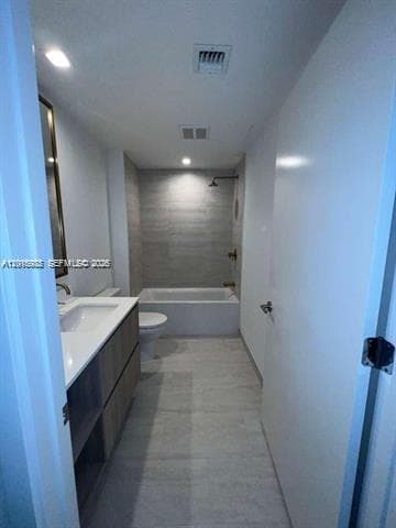 77 SE 5th St # 2004, Miami FL 33131 — 11