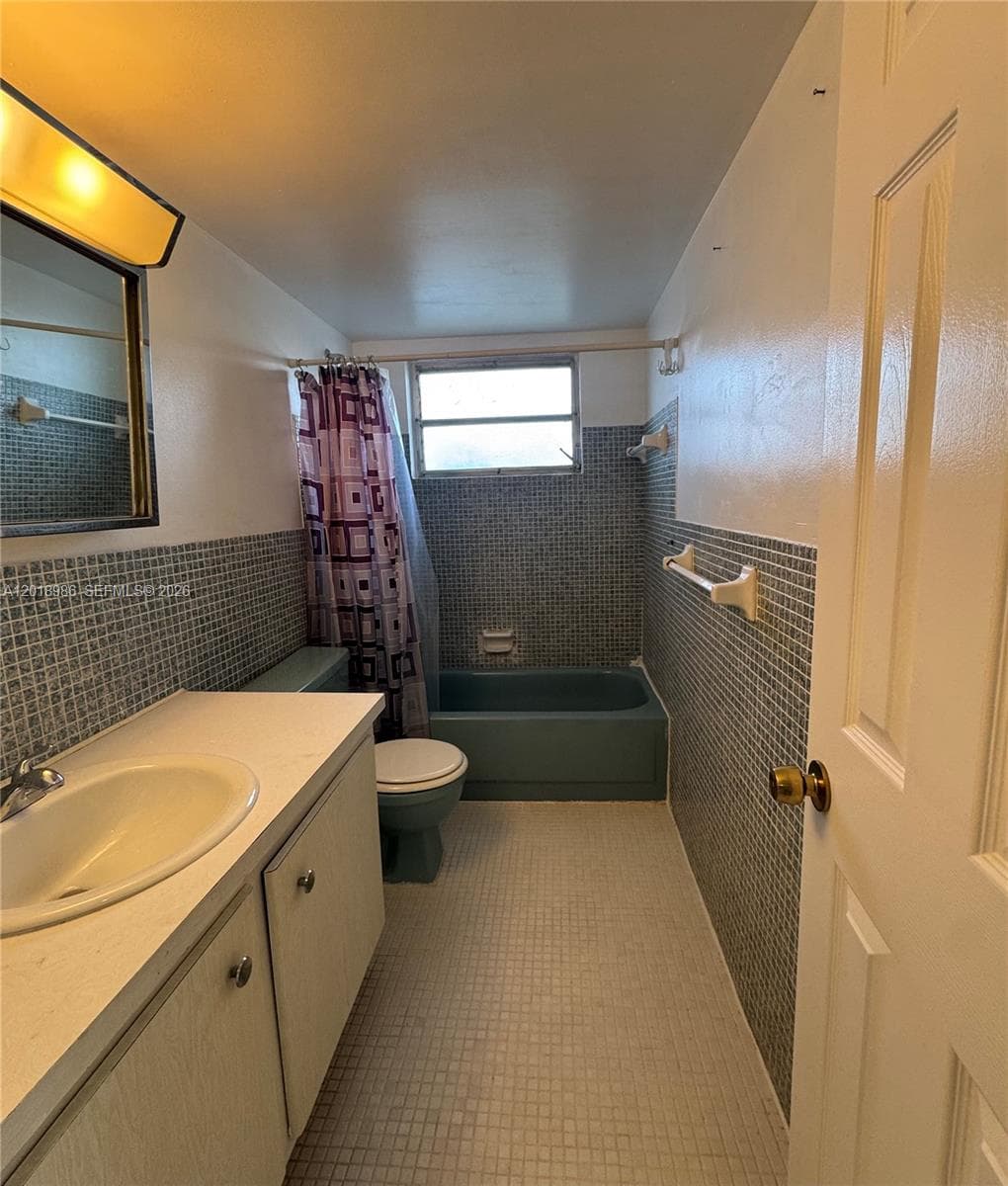 65 NE 202nd Ter # Q33, Miami Gardens FL 33179 — 9
